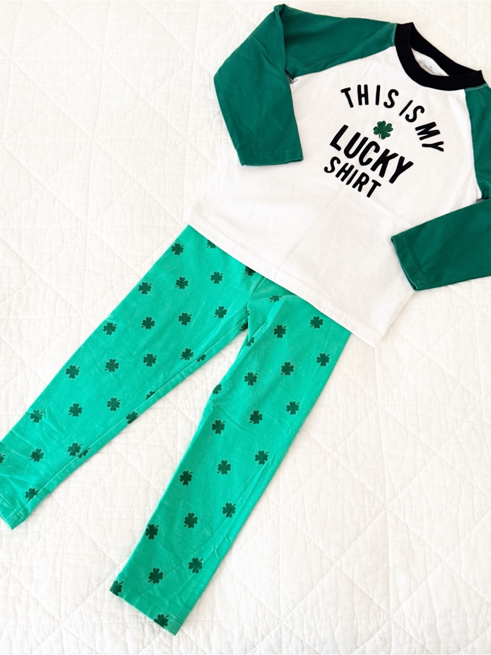 Way to Celebrate! Kids 4T St. Patrick's Day Kids Pajama Set White Green